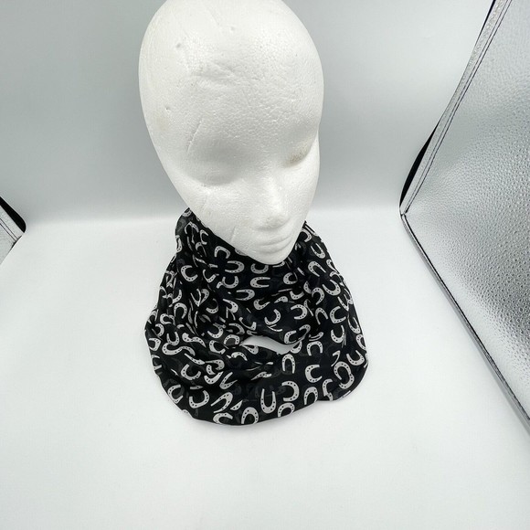 Infinity Black Scarf horseshoe print - Picture 5 of 11